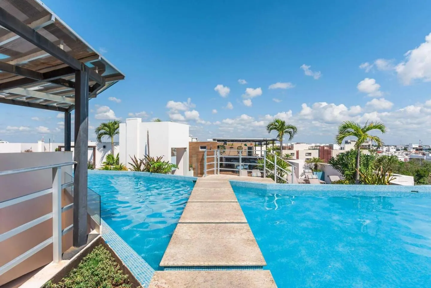 Luxury Condo 1Br Penthouse, Sauna And Private Roof Playa del Carmen Apartment